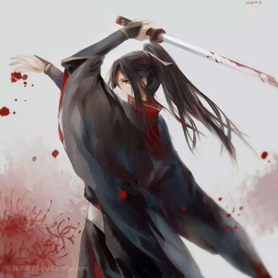 法国卢浮宫发生抢劫事件，7分钟9件拿破仑时期珠宝被盗